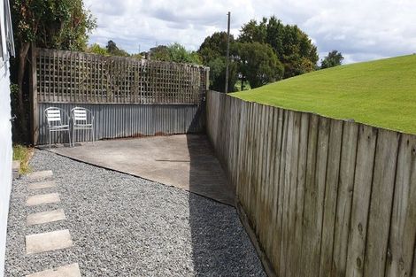 Photo of property in 47 Cardiff Road, Pakuranga, Auckland, 2010
