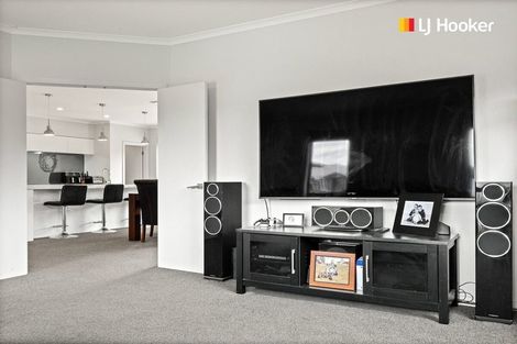 Photo of property in 32 Calluna Crescent, Mosgiel, 9024