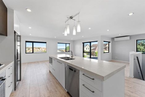 Photo of property in 249 Alec Craig Way, Gulf Harbour, Whangaparaoa, 0930