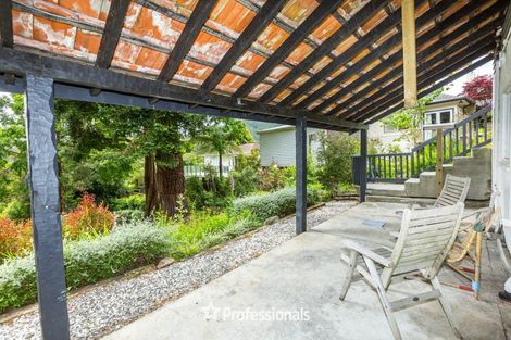 Photo of property in 43 Wyndham Road, Pinehaven, Upper Hutt, 5019