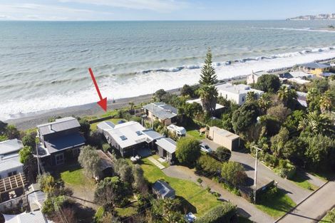 Photo of property in 251 Clifton Road, Te Awanga, 4102