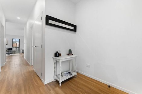 Photo of property in 40 Papai Lane, Massey, 0614