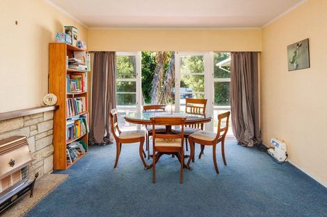 Photo of property in 76 Ruamahanga Crescent, Terrace End, Palmerston North, 4410