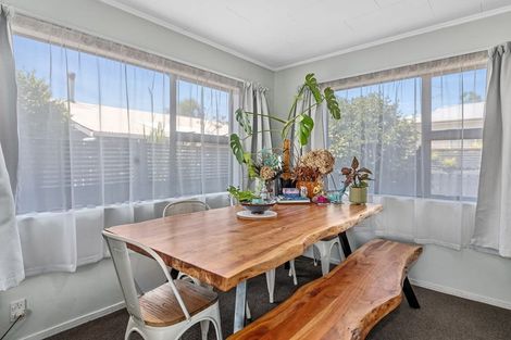 Photo of property in 4a Windlesham Place, Wakefield, 7025