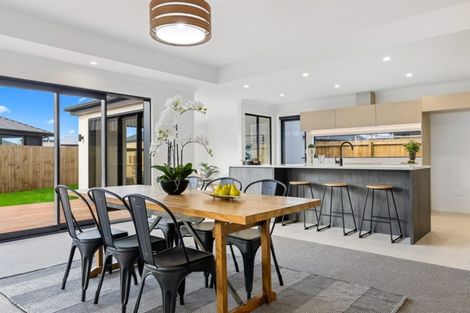 Photo of property in 4 Roys Street, Marshland, Christchurch, 8083