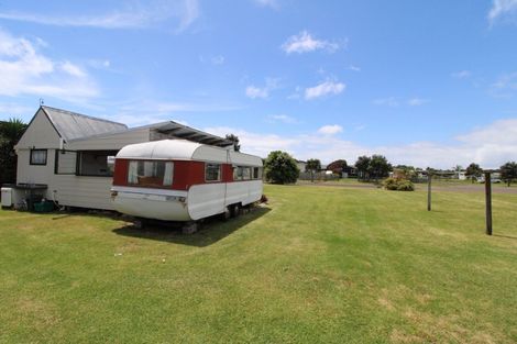 Photo of property in 154 Harbour Drive, Matarangi, Whitianga, 3592