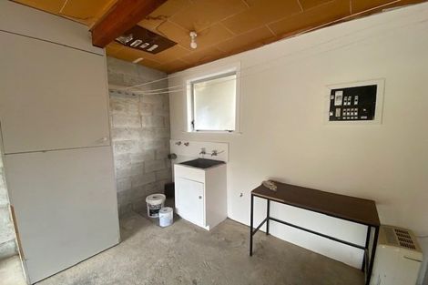 Photo of property in 3b Peckham Grove, Tawa, Wellington, 5028