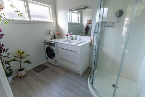 Photo of property in 2/28 Rosedale Place, Avonhead, Christchurch, 8042