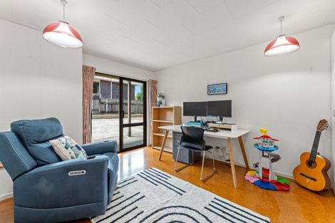 Photo of property in 26 Imogene Way, Half Moon Bay, Auckland, 2012