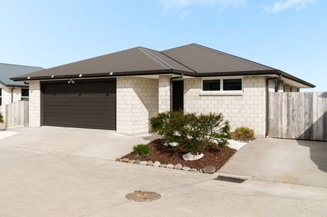 Photo of property in 8 Westhill Lane, Papamoa Beach, Papamoa, 3118
