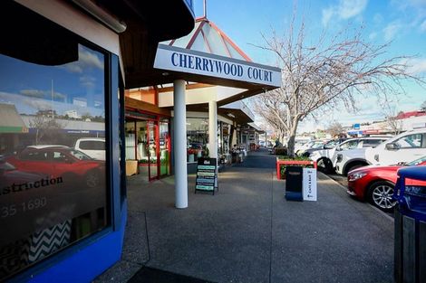 Photo of property in 13 Tupaea Place, Otumoetai, Tauranga, 3110