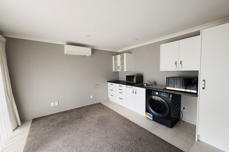 Photo of property in 21 Liberty Grove, Kelvin Grove, Palmerston North, 4414