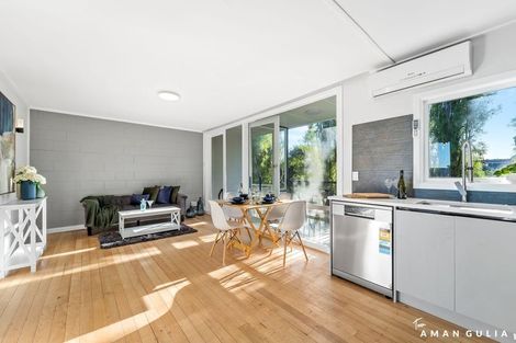 Photo of property in 16c Dallinghoe Crescent, Milford, Auckland, 0620