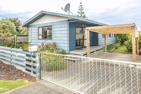 Photo of property in 14a Carson Street, Castlecliff, Whanganui, 4501
