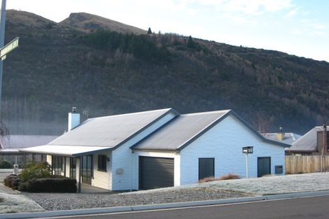 Photo of property in 101 Devon Street, Arrowtown, 9302