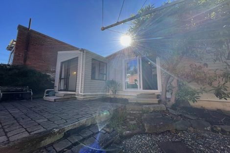 Photo of property in 77 Russell Street, Dunedin Central, Dunedin, 9016