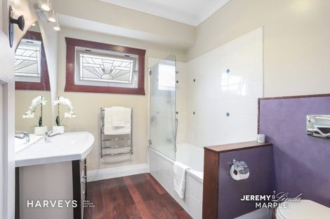 Photo of property in 1/10 Woodglen Road, Glen Eden, Auckland, 0602