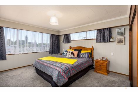 Photo of property in 11 Oxford Street, Waimate, 7924