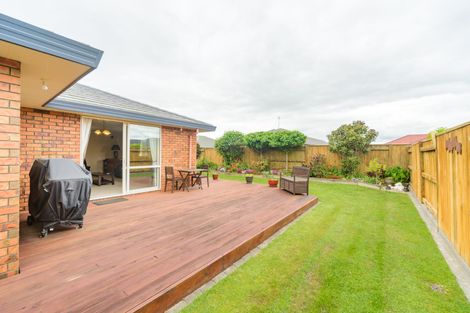 Photo of property in 37 Liberty Grove, Kelvin Grove, Palmerston North, 4414