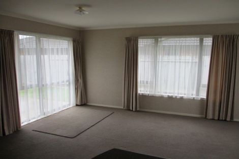 Photo of property in 14 Brooklyn Heights Drive, Kelvin Grove, Palmerston North, 4414