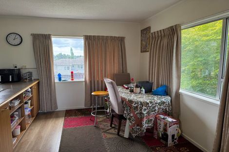 Photo of property in 12 Spence Road, Henderson, Auckland, 0612