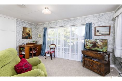 Photo of property in 15 Rugby Street, Waimate, 7924