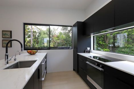 Photo of property in 7a Meeanee Quay, Westshore, Napier, 4110