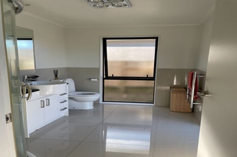 Photo of property in 16 Wetherby Road, Flagstaff, Hamilton, 3210