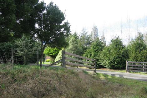 Photo of property in 111 Moonshine Valley Road, Aokautere, 4471