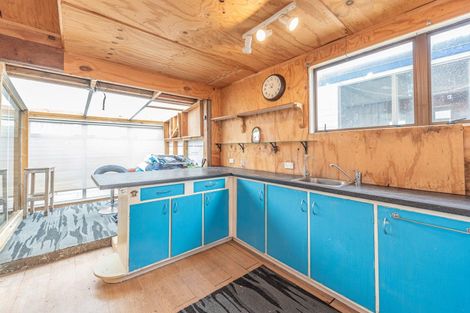 Photo of property in 26 Seafront Road, Castlecliff, Whanganui, 4501