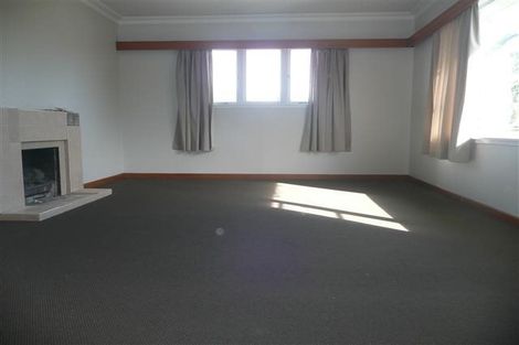 Photo of property in 6 Woodleigh Street, Frankleigh Park, New Plymouth, 4310