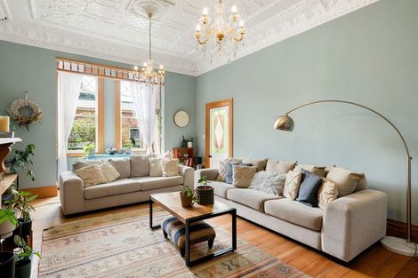 Photo of property in 18 Thornton Road, Cambridge, 3434