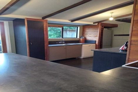 Photo of property in 252 Sturges Road, Henderson, Auckland, 0612