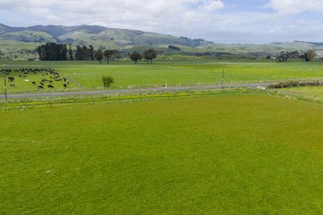 Photo of property in 643b Pohangina Road, Ashhurst, 4884