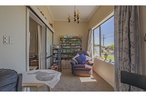 Photo of property in 12 Hatton Street, West End, Timaru, 7910