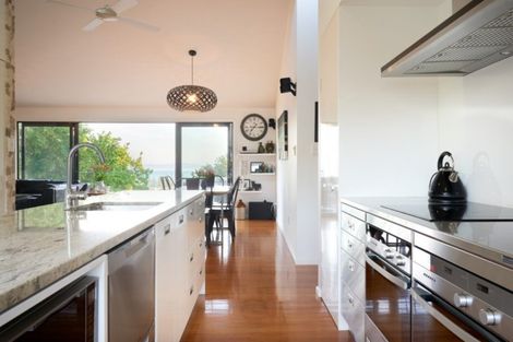 Photo of property in 3 Cameron Terrace, Bluff Hill, Napier, 4110