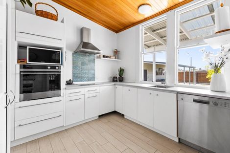 Photo of property in 49 Mcdonald Street, Napier South, Napier, 4110