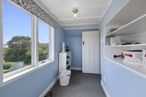 Photo of property in 54 Barrett Street, Westown, New Plymouth, 4310