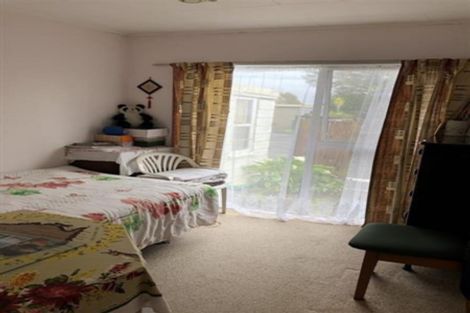 Photo of property in 2/142 Cascades Road, Pakuranga Heights, Auckland, 2010