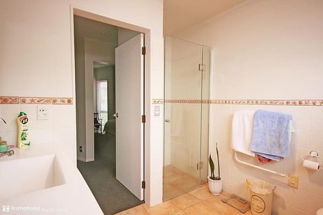 Photo of property in 107b Ocean Road, Whangamata, 3620