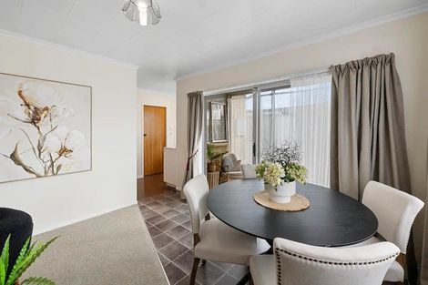 Photo of property in 1 Naumai Place, Spotswood, New Plymouth, 4310