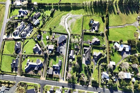 Photo of property in 15 Sands Road, Glenbervie, 0173