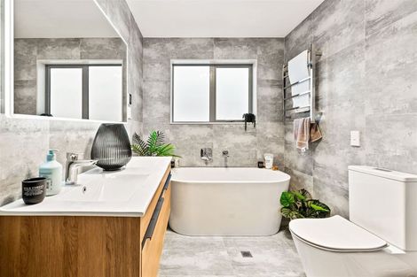 Photo of property in 5 Mccaw Avenue, Whenuapai, Auckland, 0618