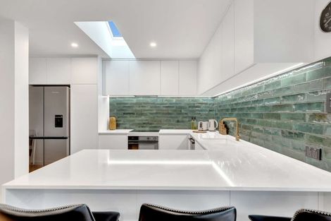 Photo of property in 18d Montgomery Terrace, Hokowhitu, Palmerston North, 4410