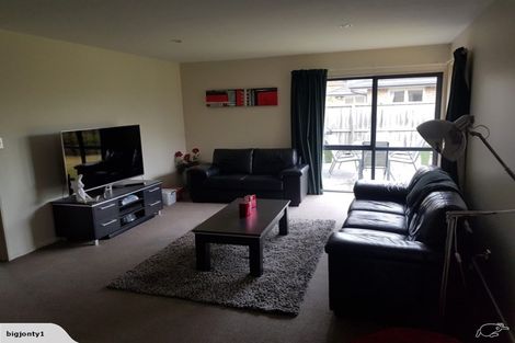Photo of property in 6a Blarney Place, Casebrook, Christchurch, 8051