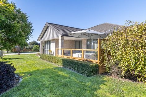 Photo of property in 2 Henry Bell Close, Leamington, Cambridge, 3432