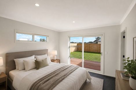 Photo of property in 19 Hawera Avenue, Levin, 5510