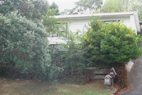 Photo of property in 21 Edgeworth Road, Glenfield, Auckland, 0629