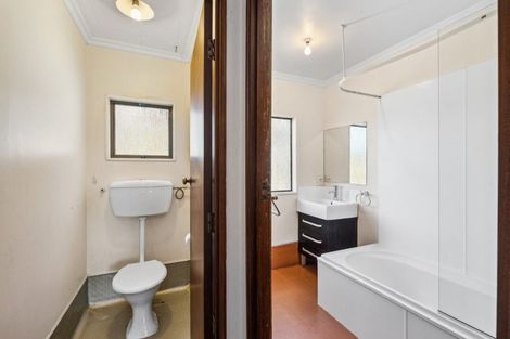 Photo of property in 55 Maratahu Street, Westown, New Plymouth, 4310