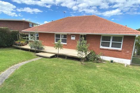 Photo of property in 54 Jaemont Avenue, Te Atatu South, Auckland, 0610